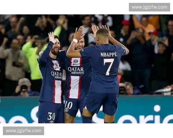 法甲最新赛季全解析巴黎圣日耳曼与各队争锋情况报告